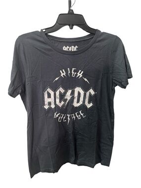 AC/DC "High Voltage" graphic t-shirt size M